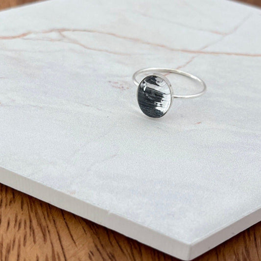 Oval Mini Ring Size 6
